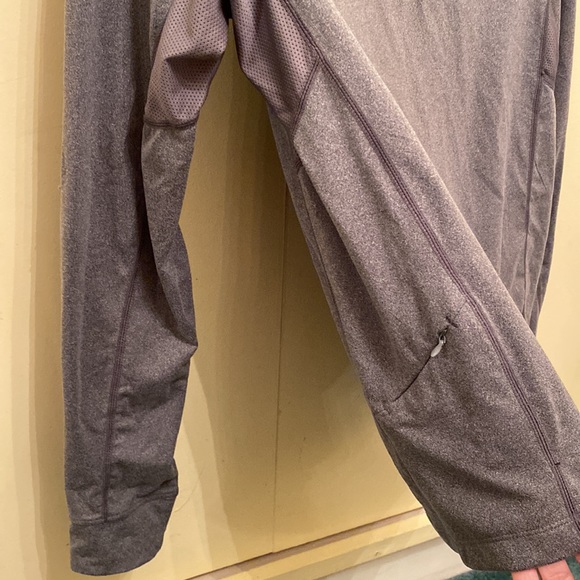 Mens size small Levelwear 1/4 zip in grey - Picture 5 of 5